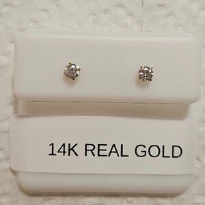 14k yellow gold stud earrings